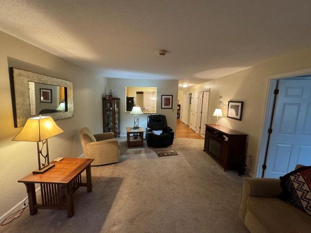 W194S7823 Overlook Bay ROAD, Muskego, WI 53150