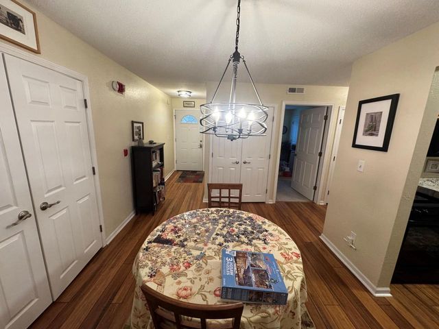 W194S7823 Overlook Bay ROAD, Muskego, WI 53150