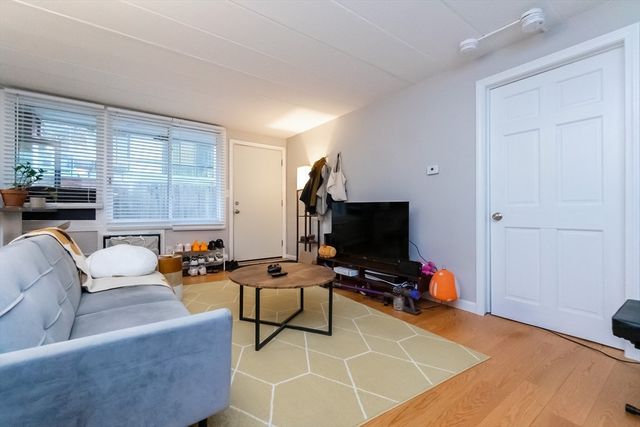 345 Harvard St G1, Cambridge, MA 02138