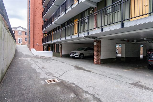 345 Harvard St G1, Cambridge, MA 02138