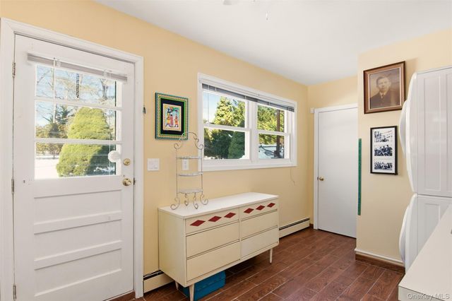 83 Woodlawn Avenue, East Moriches, NY 11940