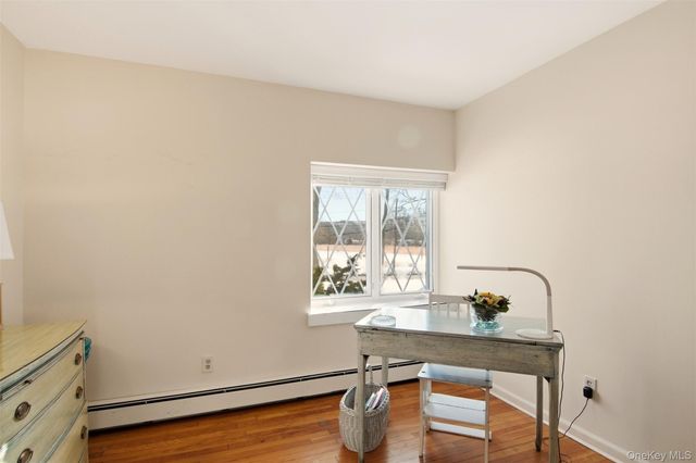 83 Woodlawn Avenue, East Moriches, NY 11940