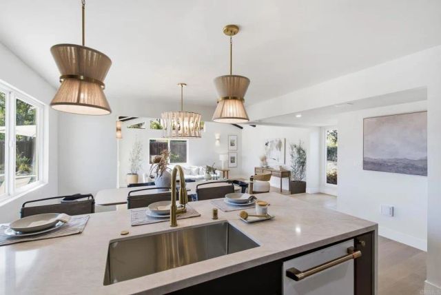 2712 Mateo Place, Carlsbad, CA 92009