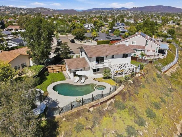 2712 Mateo Place, Carlsbad, CA 92009