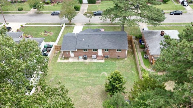 3812 N Ingleside DR, Norfolk, VA 23502
