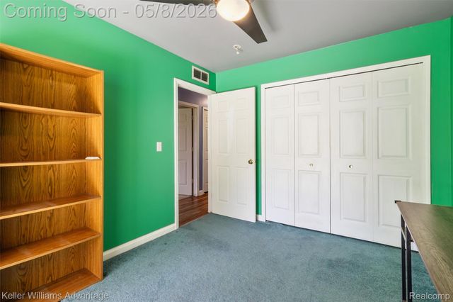 11453 Kaltz Avenue, Warren, MI 48089