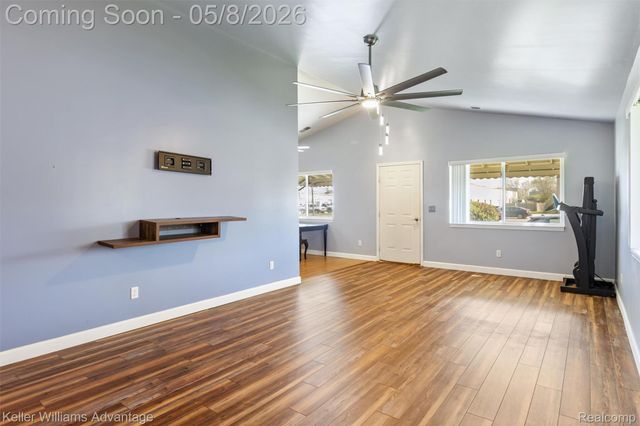 11453 Kaltz Avenue, Warren, MI 48089