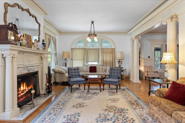 121 S Jamesport Avenue, South Jamesport, NY 11970