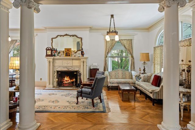 121 S Jamesport Avenue, South Jamesport, NY 11970