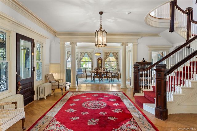 121 S Jamesport Avenue, South Jamesport, NY 11970