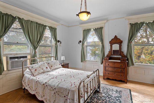 121 S Jamesport Avenue, South Jamesport, NY 11970