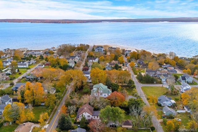 121 S Jamesport Avenue, South Jamesport, NY 11970