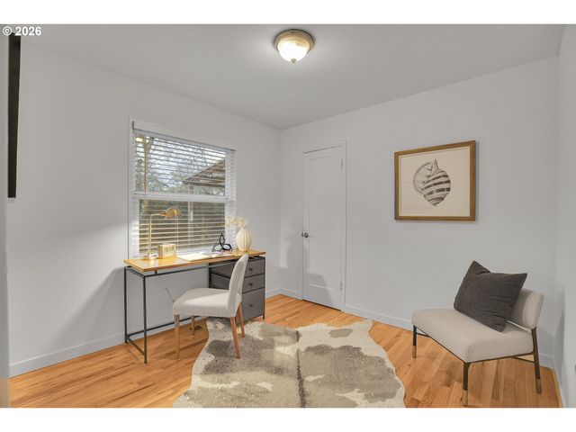 5941 Sw NEBRASKA St, Portland, OR 97221