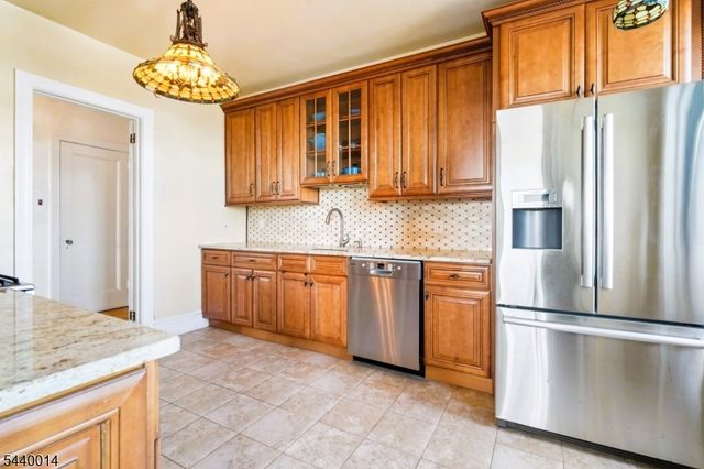 375 Mt Prospect Ave 7DE, Newark City, NJ 07104