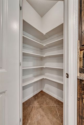 800 Goose Court, Forney, TX 75126
