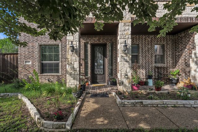 800 Goose Court, Forney, TX 75126