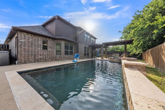 800 Goose Court, Forney, TX 75126