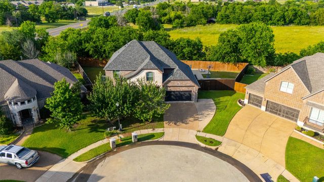 800 Goose Court, Forney, TX 75126