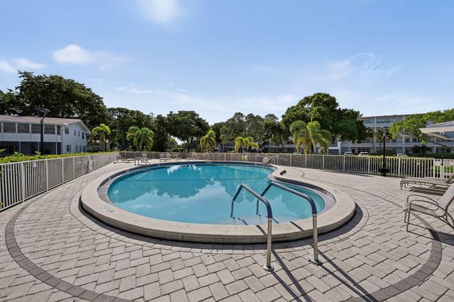 2044 Durham B, Deerfield Beach, FL 33442