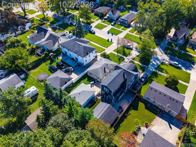 5970 N Silvery Lane, Dearborn Heights, MI 48127