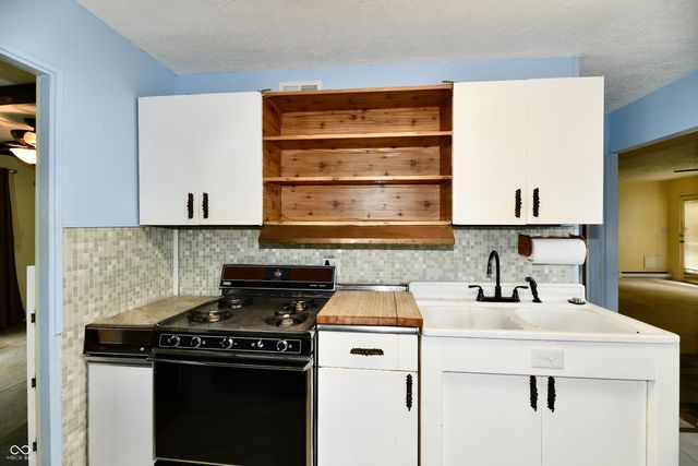 5716 Ralston Avenue, Indianapolis, IN 46220