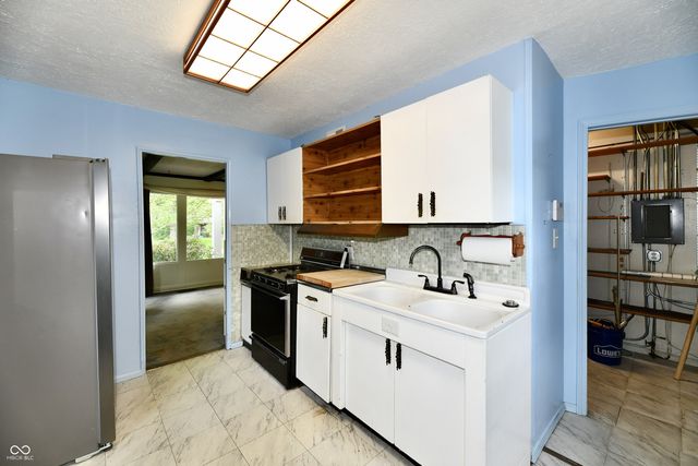 5716 Ralston Avenue, Indianapolis, IN 46220