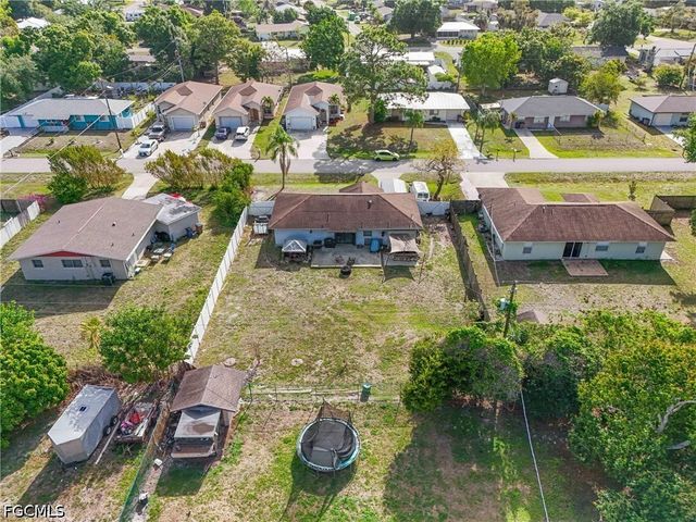 2239 Lotus RD, Fort Myers, FL 33905