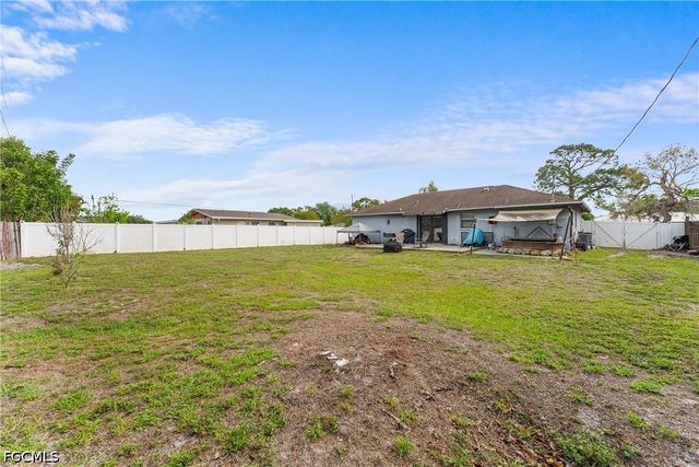 2239 Lotus RD, Fort Myers, FL 33905