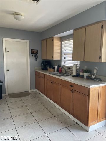 2239 Lotus RD, Fort Myers, FL 33905