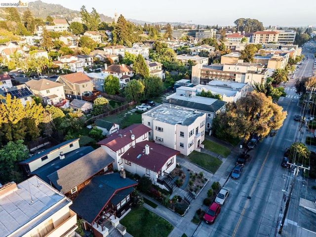 1643 Oxford ST, Berkeley, CA 94709
