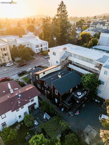 1643 Oxford ST, Berkeley, CA 94709