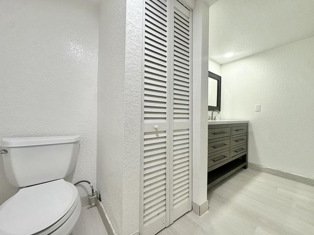 255 Lake Arbor Drive, Palm Springs, FL 33461