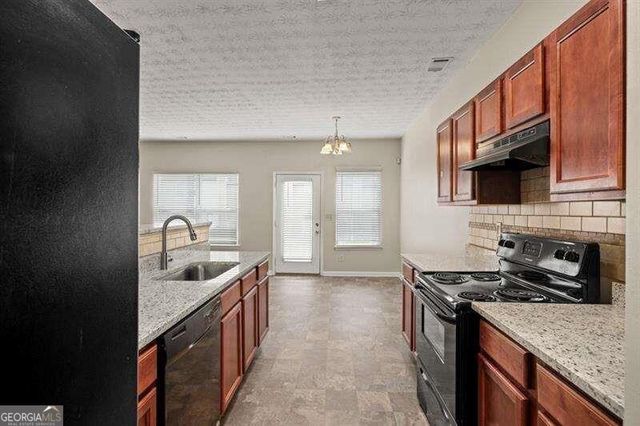 37 Providence Oak Lane, Lawrenceville, GA 30046