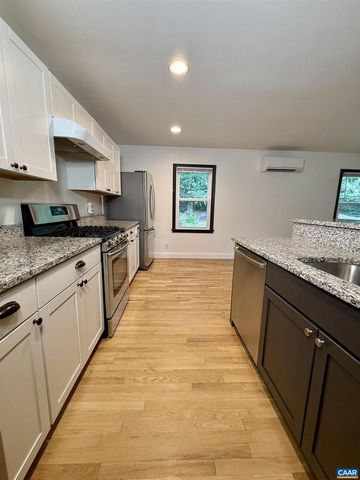 263 MAIN ST, Palmyra, VA 22963