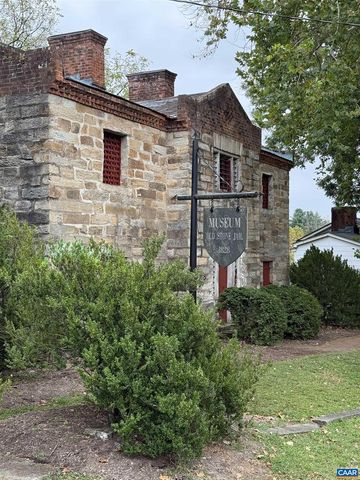 263 MAIN ST, Palmyra, VA 22963