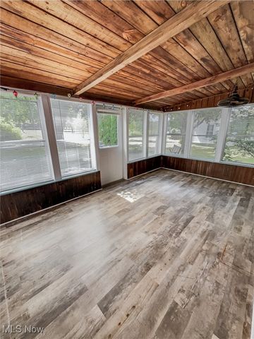 505 Parkview Drive, Columbiana, OH 44408