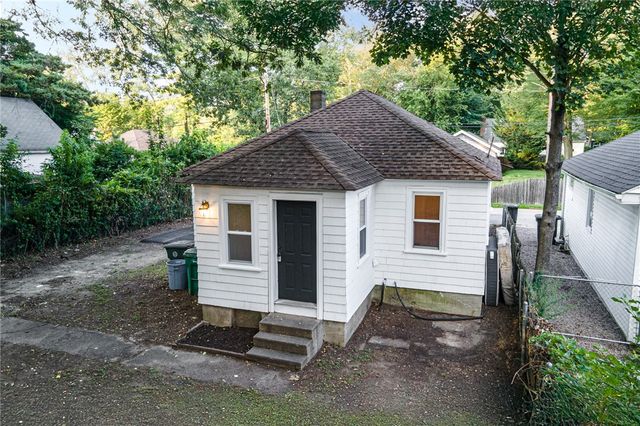 55 Arizona Street, Coventry, RI 02816