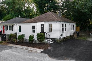 55 Arizona Street, Coventry, RI 02816