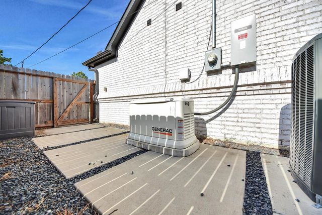 5414 Sjolander Road, Baytown, TX 77521