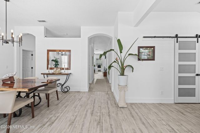 728 E CUMBERLAND Court, St. Johns, FL 32259
