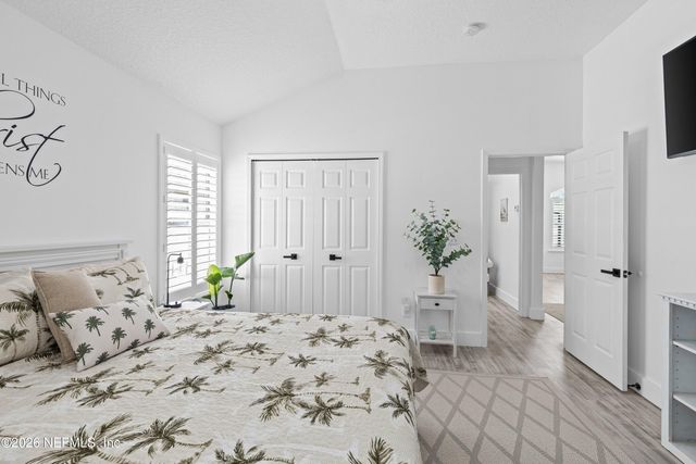 728 E CUMBERLAND Court, St. Johns, FL 32259