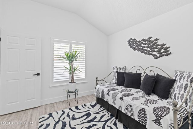 728 E CUMBERLAND Court, St. Johns, FL 32259