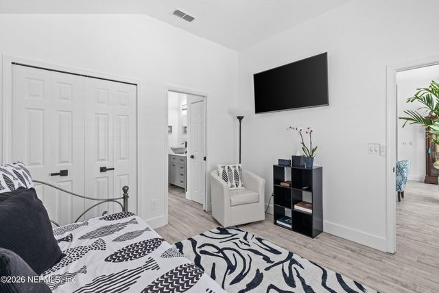 728 E CUMBERLAND Court, St. Johns, FL 32259