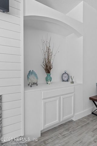 728 E CUMBERLAND Court, St. Johns, FL 32259