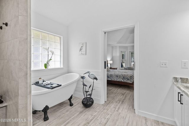 728 E CUMBERLAND Court, St. Johns, FL 32259