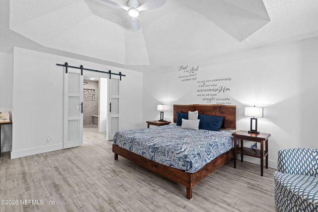 728 E CUMBERLAND Court, St. Johns, FL 32259