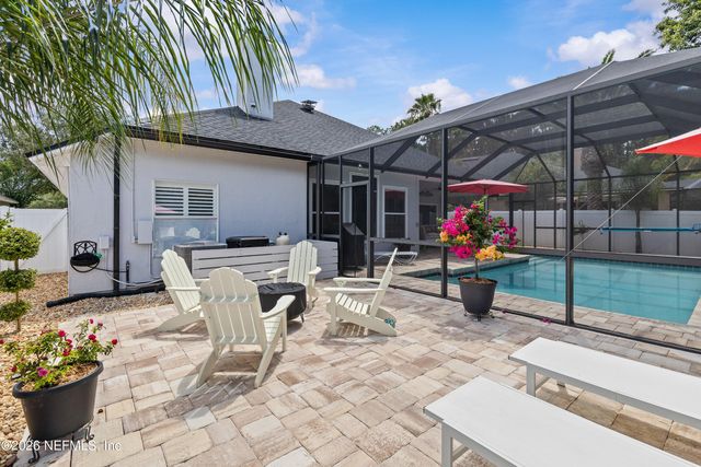 728 E CUMBERLAND Court, St. Johns, FL 32259