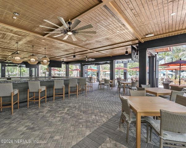 728 E CUMBERLAND Court, St. Johns, FL 32259