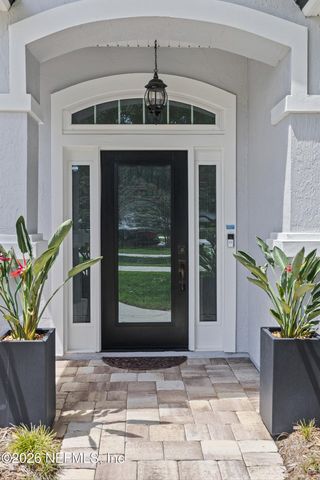 728 E CUMBERLAND Court, St. Johns, FL 32259