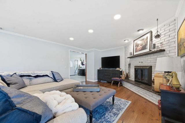 501 S Springlake Ln, Wichita, KS 67230